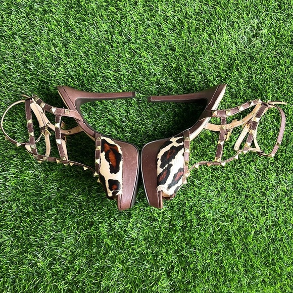 JORGE ALEX Leopard Print Gold Studded Calf Hair Heels size 38 EU/ US 7.5 women - Picture 5 of 12